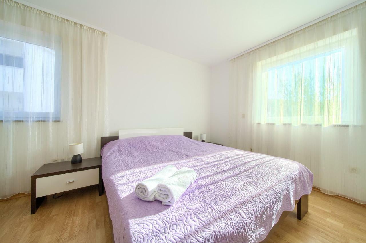 Vijon Apartment Njivice Exterior photo