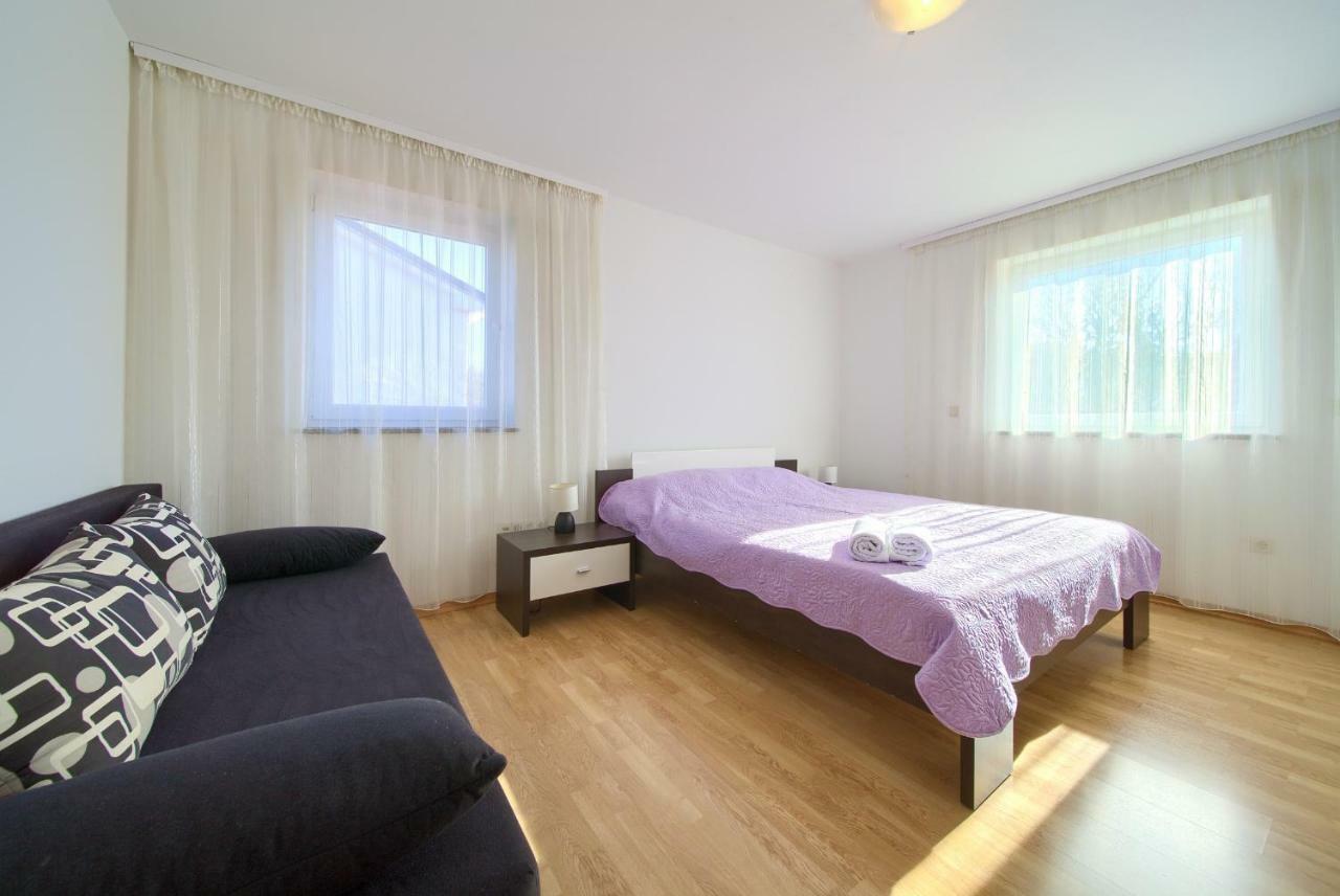 Vijon Apartment Njivice Exterior photo