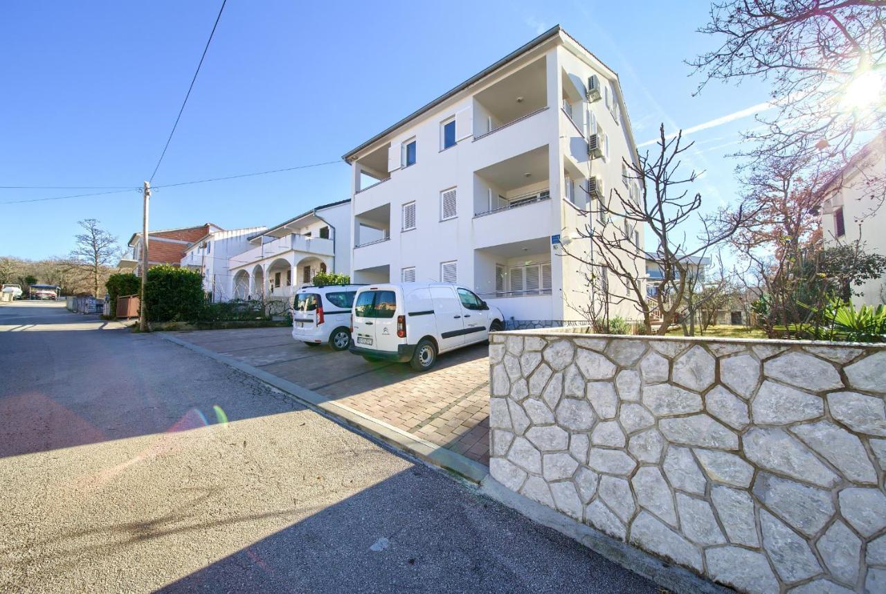 Vijon Apartment Njivice Exterior photo